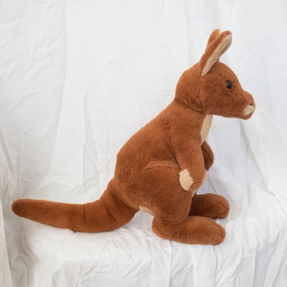 Kangaroo Plushy - Picture 5 of 7